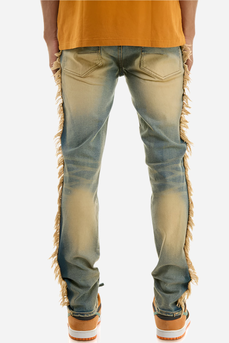 FRAYED STACK JEAN