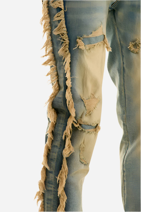 FRAYED STACK JEAN
