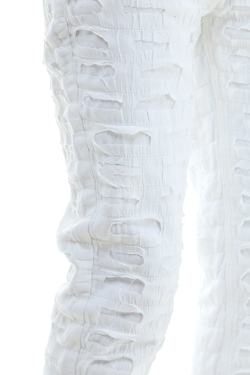 Men’s White Textured ripped and Stacked Jeans 