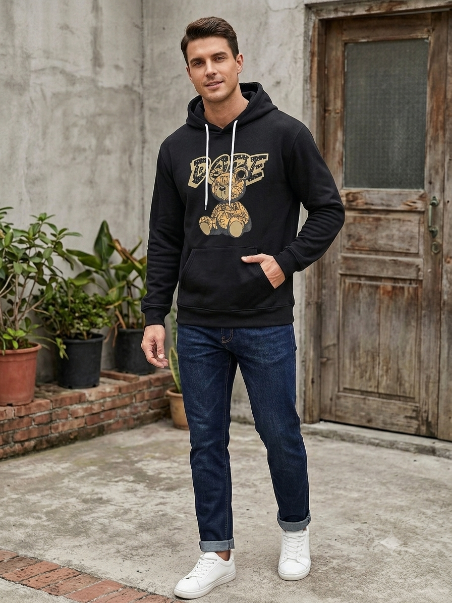 Streetwear Graffiti Graphic Pullover Hoodie